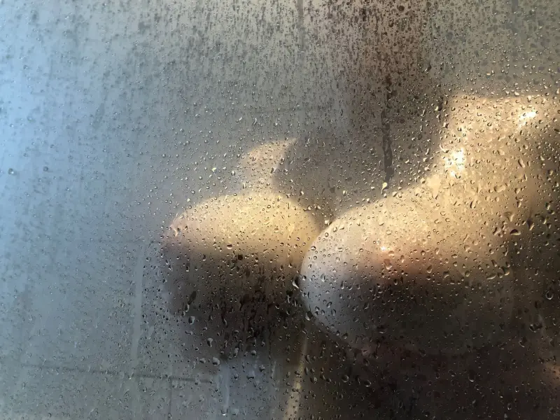 Kåt kvinne søker mann for treff og sex